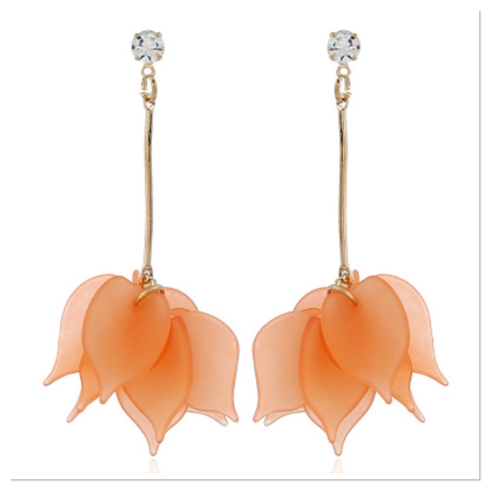 HOST PICK 5-9 🌼Flower Petal Drop Earrings